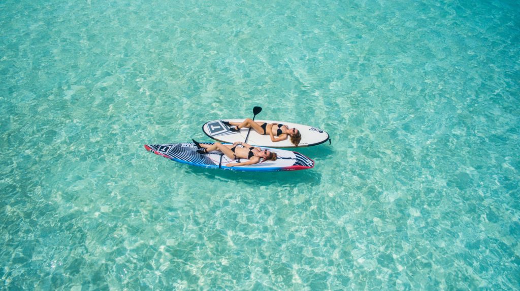 maldives-kneeboarding